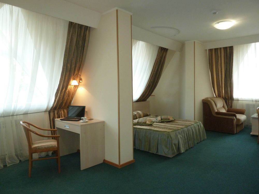 Colibri Hotel Novosibirsk Bagian luar foto